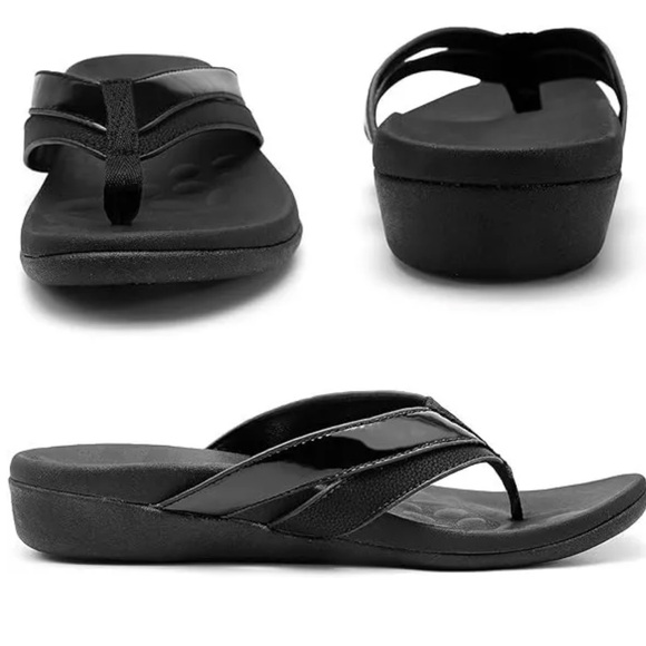 MEGNYA Comfortable Flip Flops for Women, Arch Support Walking Sandals Outdoor 9 - Picture 3 of 6